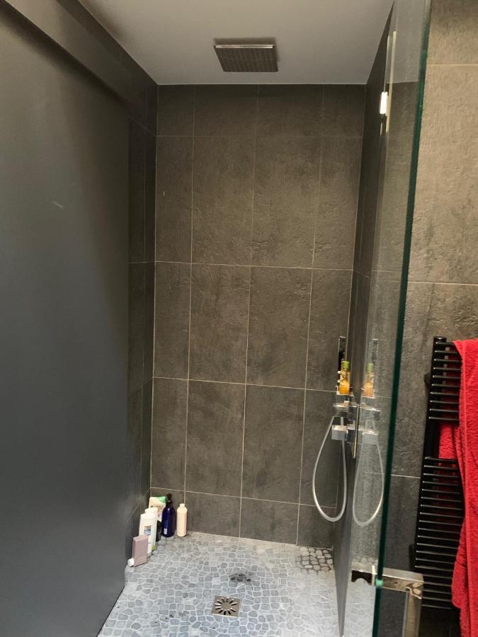 Modern Design Loft Apartment, Steps To Notre Dame パリ エクステリア 写真